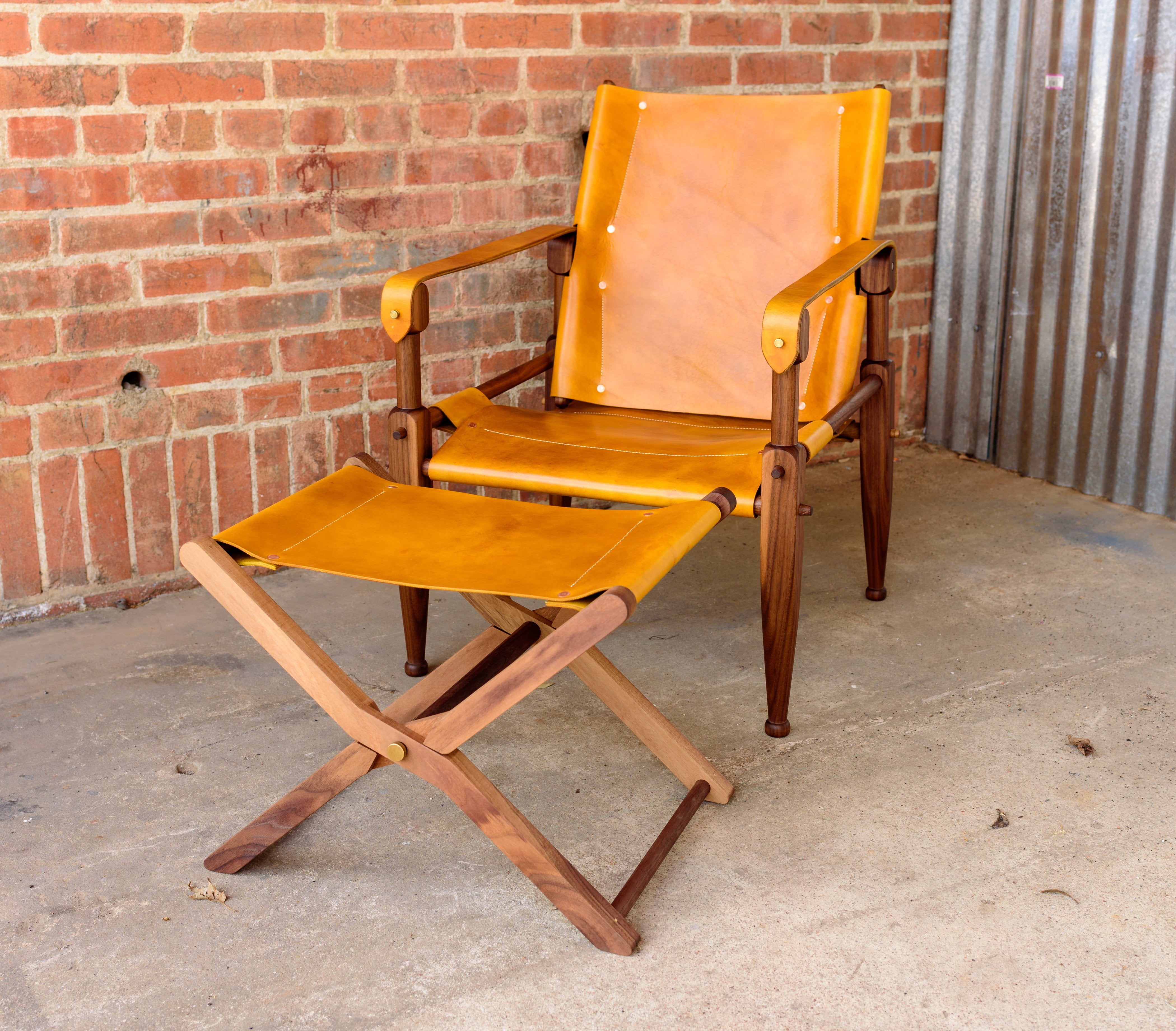 Limbo Safari Lounge Chair [Special Edition] - Walnut & Ochre